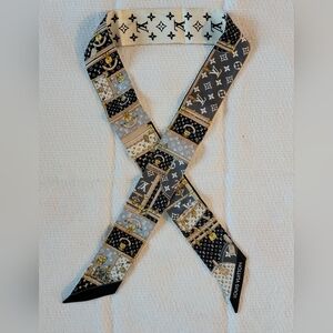Auth💞 Louis Vuitton Silk Monogram Lets Go BB Bandeau Scarf